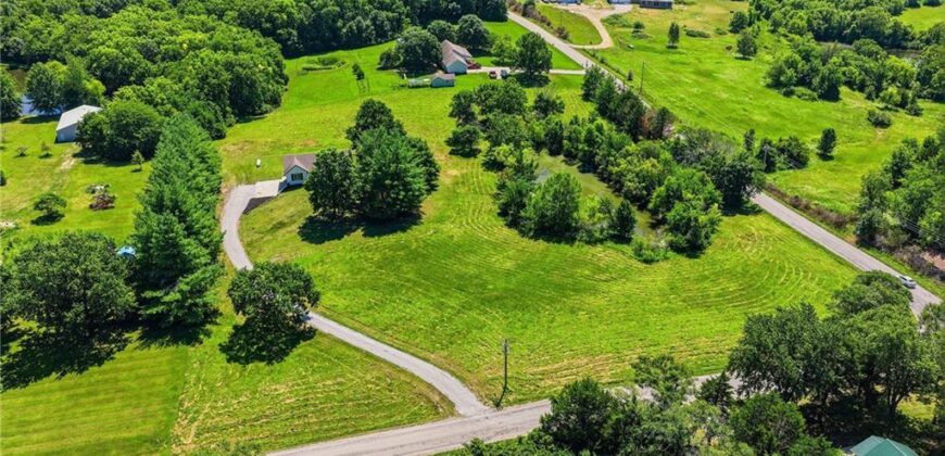 17409 Baxter Road, Lawson, MO 64062