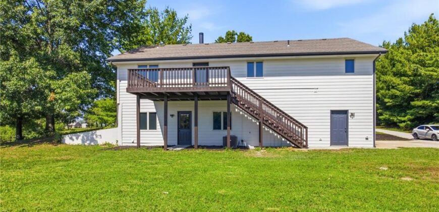 17409 Baxter Road, Lawson, MO 64062