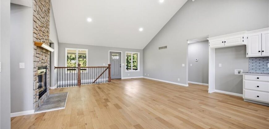 17409 Baxter Road, Lawson, MO 64062
