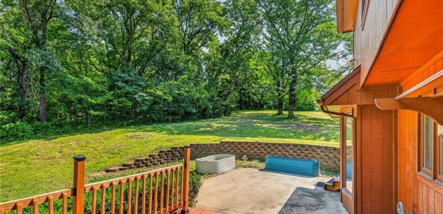 12639 NW Buck Creek Drive, Kansas City, MO 64152