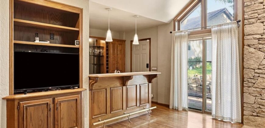 10 The Woodlands N/A, Gladstone, MO 64119