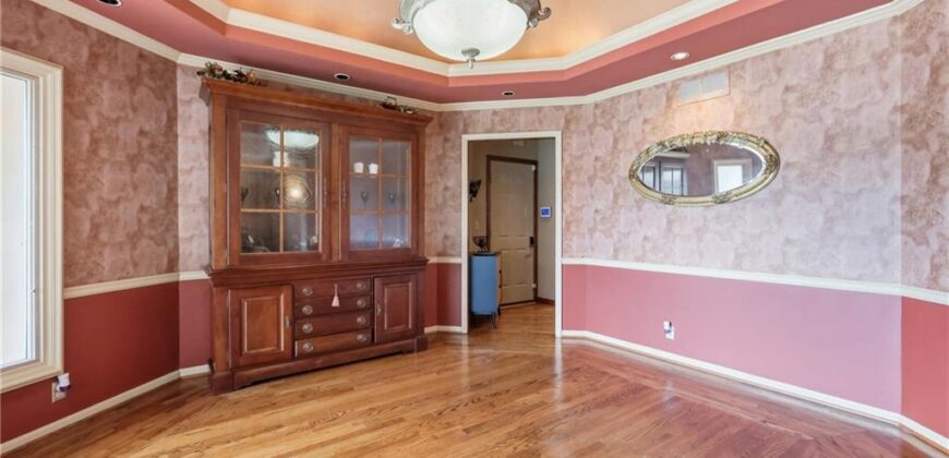 10 The Woodlands N/A, Gladstone, MO 64119