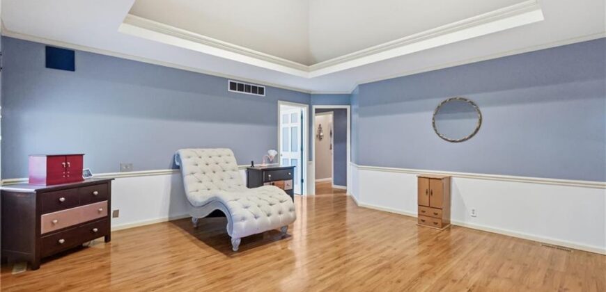 10 The Woodlands N/A, Gladstone, MO 64119