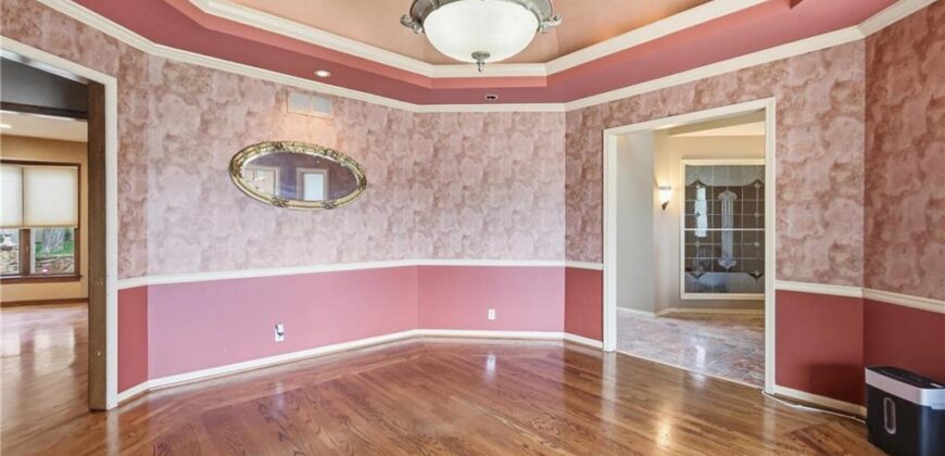 10 The Woodlands N/A, Gladstone, MO 64119