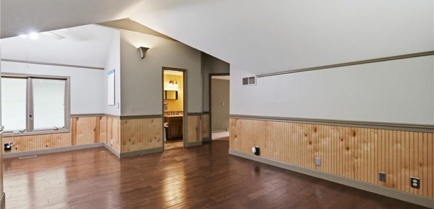 10 The Woodlands N/A, Gladstone, MO 64119