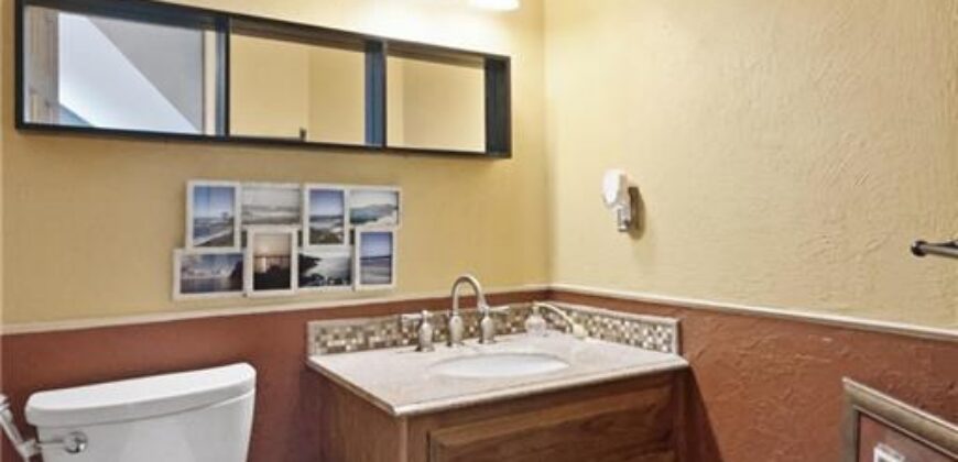 10 The Woodlands N/A, Gladstone, MO 64119