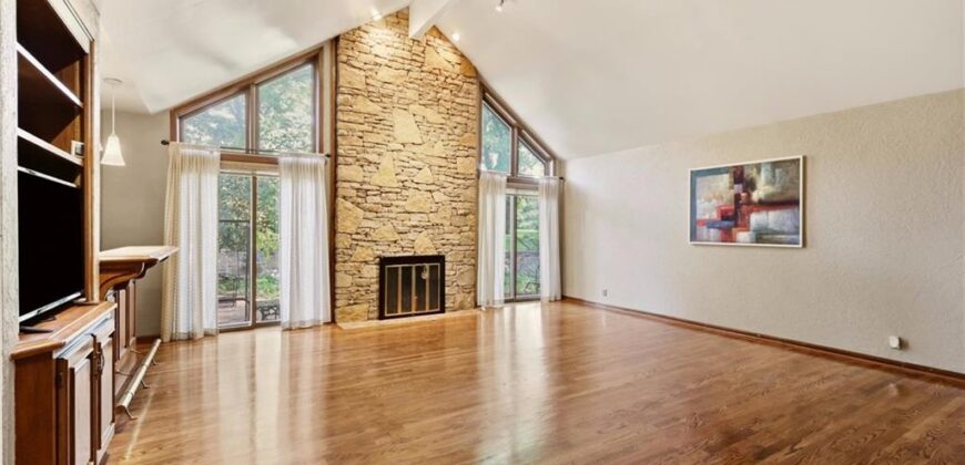 10 The Woodlands N/A, Gladstone, MO 64119