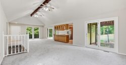 3901 NE Hill Haven Road, Kansas City, MO 64117