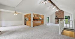 3901 NE Hill Haven Road, Kansas City, MO 64117
