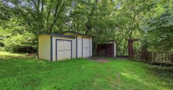 3901 NE Hill Haven Road, Kansas City, MO 64117