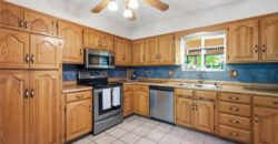 3901 NE Hill Haven Road, Kansas City, MO 64117