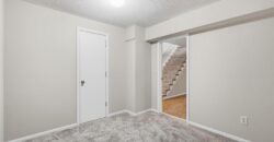 3901 NE Hill Haven Road, Kansas City, MO 64117