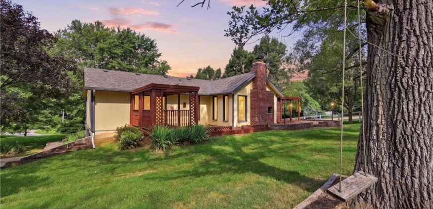 3901 NE Hill Haven Road, Kansas City, MO 64117