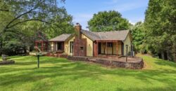 3901 NE Hill Haven Road, Kansas City, MO 64117