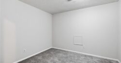 3901 NE Hill Haven Road, Kansas City, MO 64117