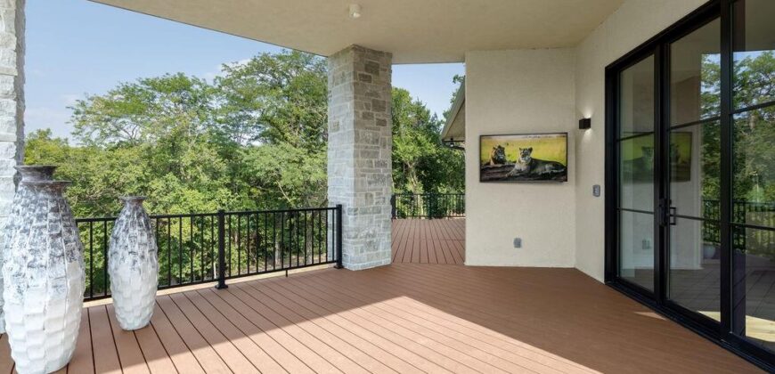12505 NW Copper Hill Court, Parkville, MO 64152
