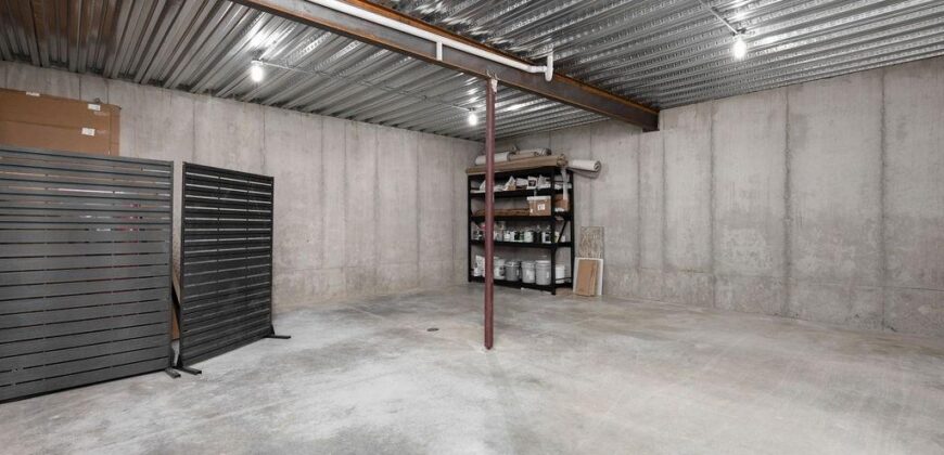 12505 NW Copper Hill Court, Parkville, MO 64152