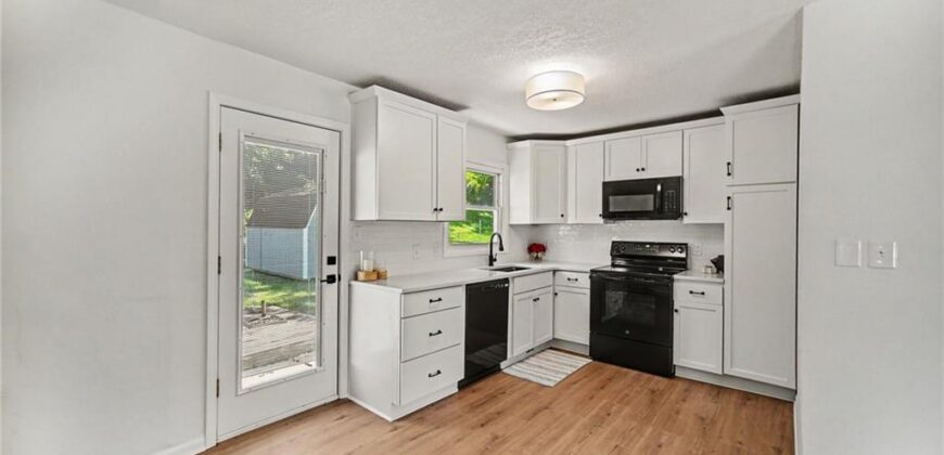 5151 N Corrington Avenue, Kansas City, MO 64119