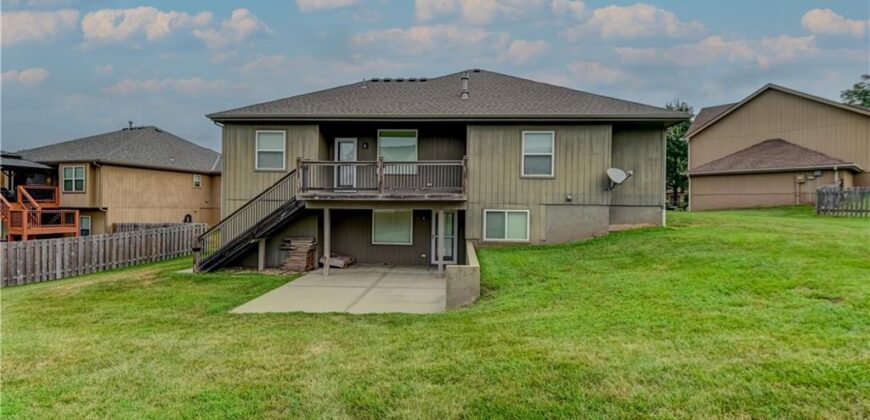 599 Linda Court, Liberty, MO 64068