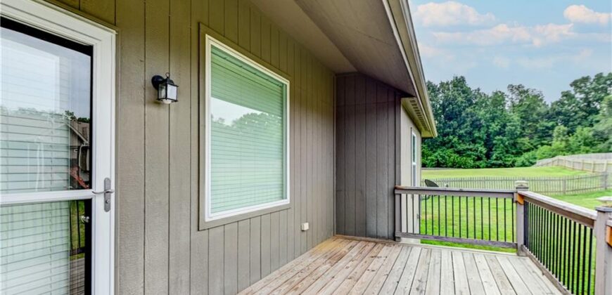 599 Linda Court, Liberty, MO 64068