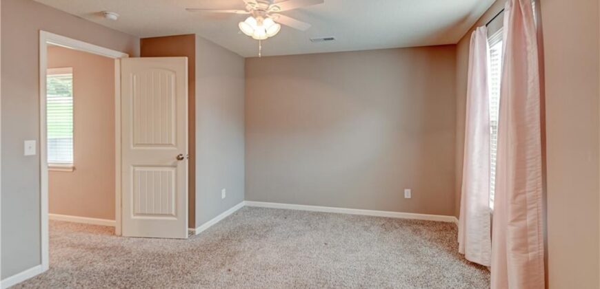 599 Linda Court, Liberty, MO 64068