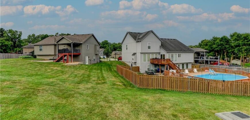 599 Linda Court, Liberty, MO 64068