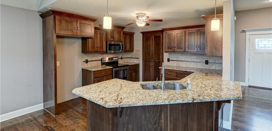 599 Linda Court, Liberty, MO 64068