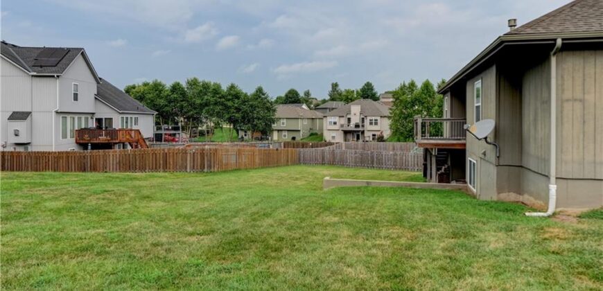 599 Linda Court, Liberty, MO 64068