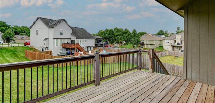 599 Linda Court, Liberty, MO 64068