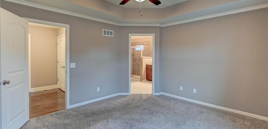 599 Linda Court, Liberty, MO 64068