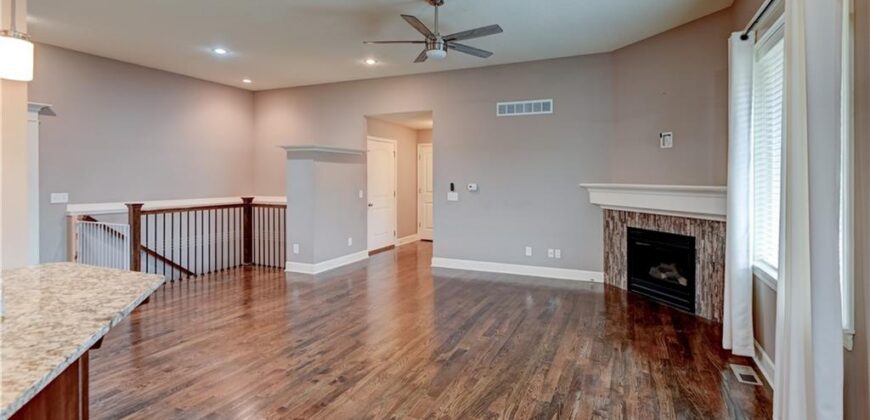 599 Linda Court, Liberty, MO 64068