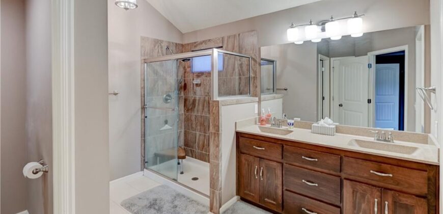 599 Linda Court, Liberty, MO 64068