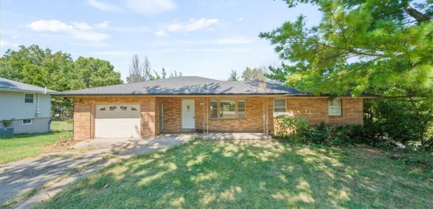 234 NE 86th Terrace, Kansas City, MO 64155