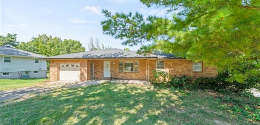 234 NE 86th Terrace, Kansas City, MO 64155