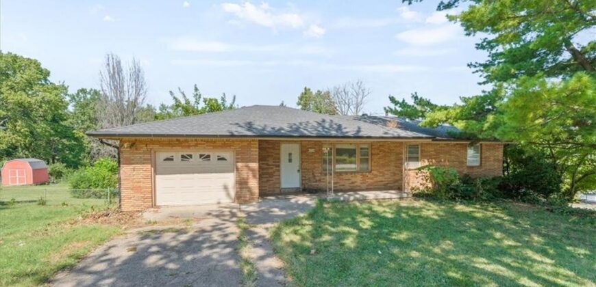 234 NE 86th Terrace, Kansas City, MO 64155