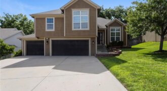 5612 N Wyoming Avenue, Kansas City, MO 64118