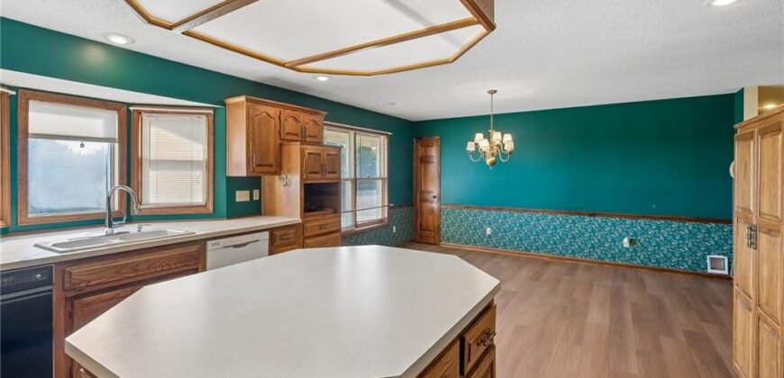 16807 NE 116th Street, Liberty, MO 64068