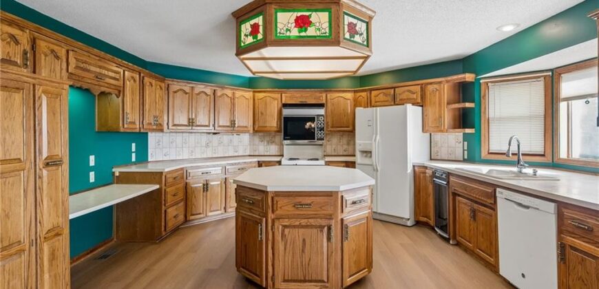 16807 NE 116th Street, Liberty, MO 64068
