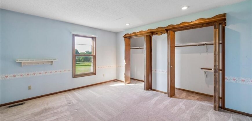 16807 NE 116th Street, Liberty, MO 64068