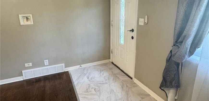 6617 NE 49th Terrace, Kansas City, MO 64119