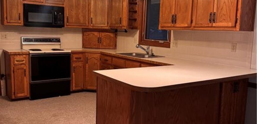13620 Scottie Circle, Kearney, MO 64060