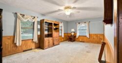 207 Augustus Drive, Excelsior Springs, MO 64024