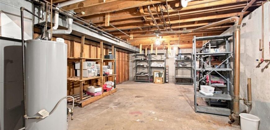 207 Augustus Drive, Excelsior Springs, MO 64024