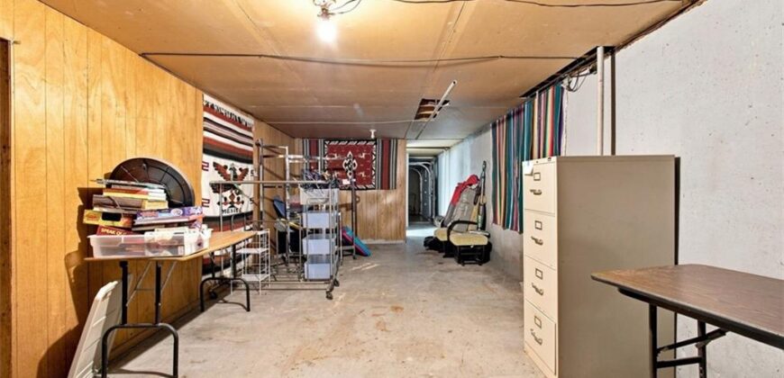 207 Augustus Drive, Excelsior Springs, MO 64024