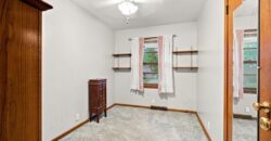 207 Augustus Drive, Excelsior Springs, MO 64024