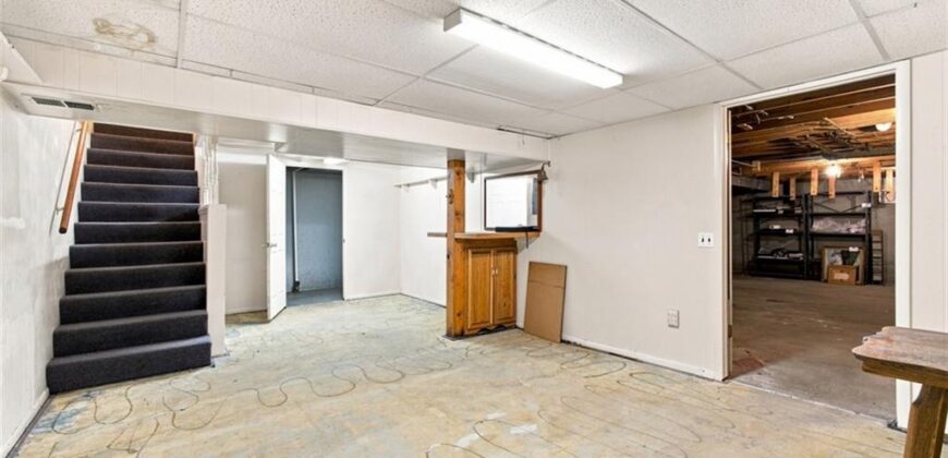 207 Augustus Drive, Excelsior Springs, MO 64024