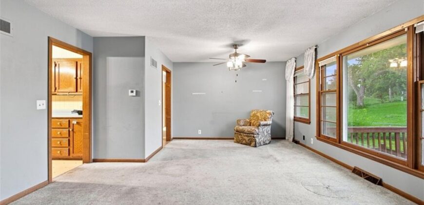 207 Augustus Drive, Excelsior Springs, MO 64024