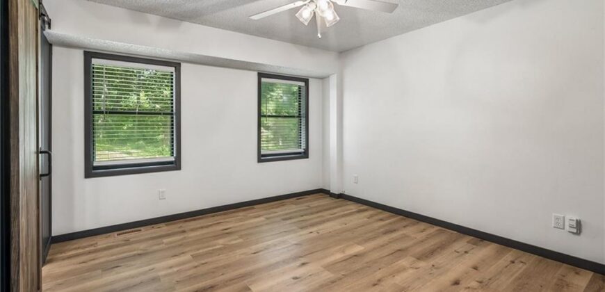 6708 N Broadway Street, Kansas City, MO 64118