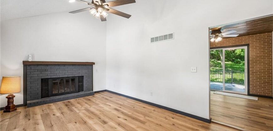6708 N Broadway Street, Kansas City, MO 64118