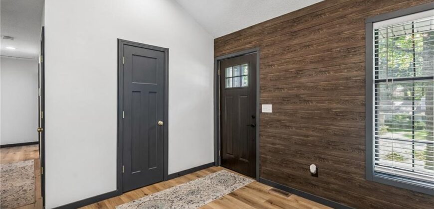 6708 N Broadway Street, Kansas City, MO 64118